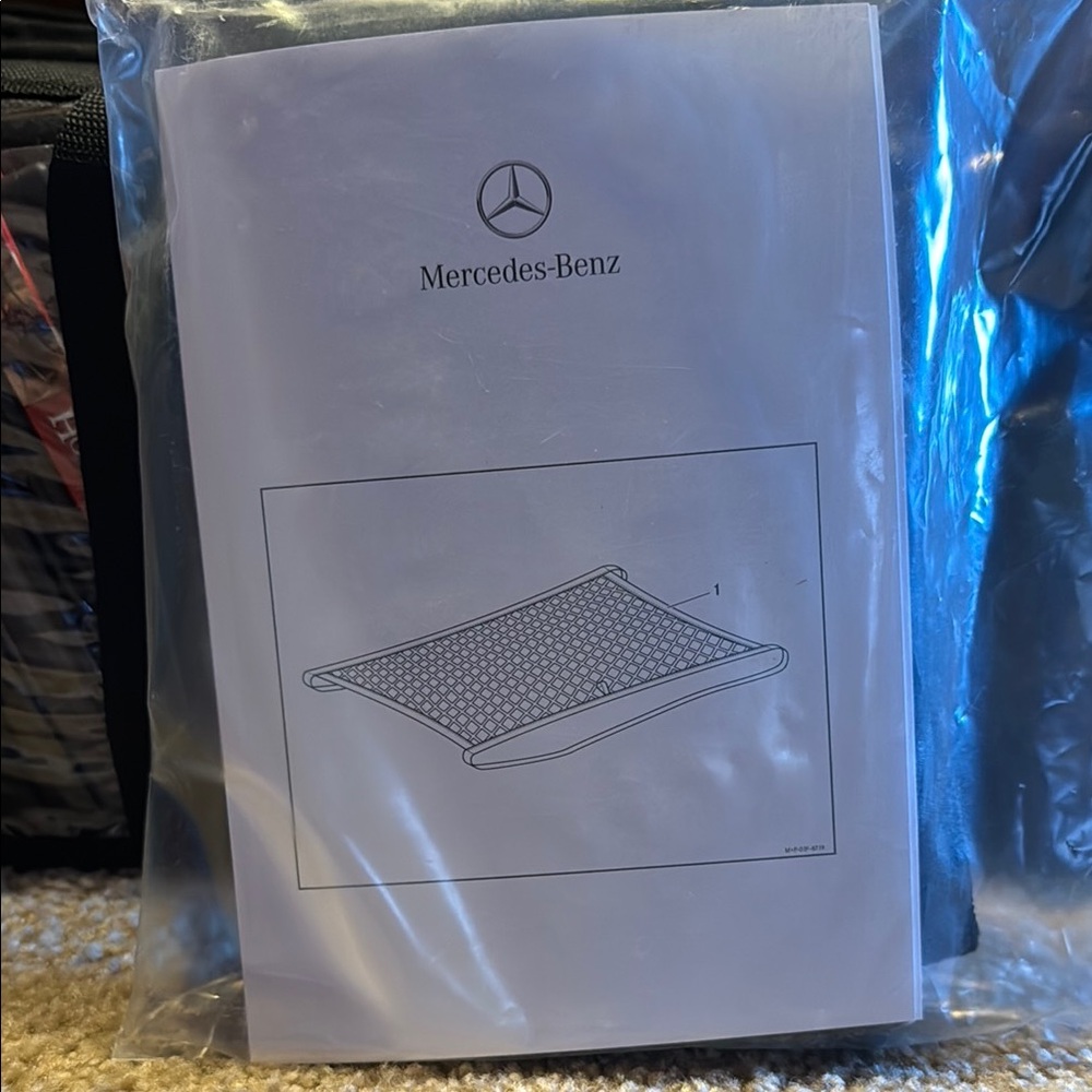 Mercedes-Benz Luggage Net